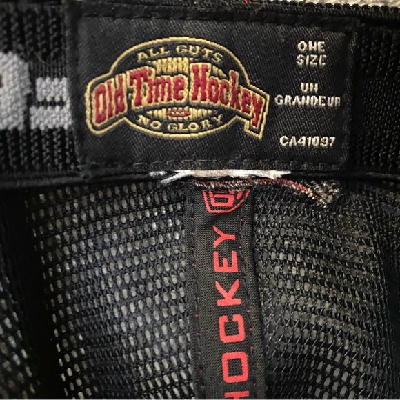 Old Time Hockey Detroit Red Wings Flexfit Baseball Cap NHL Embroidered Logo - Picture 7 of 7